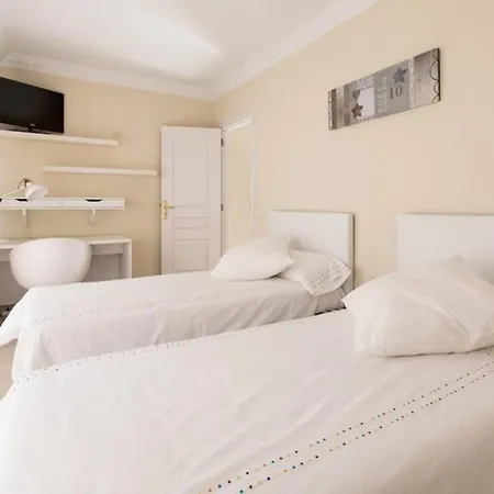 شقة Terrazas Del Duque 2 Luxury Beach Apartment